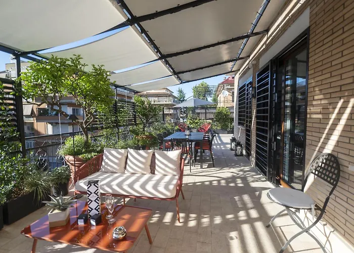 Terrace & Soul In Peaceful Area דירה רומא