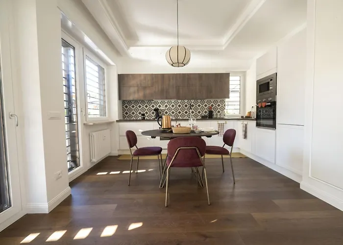 Terrace & Soul In Peaceful Area דירה רומא
